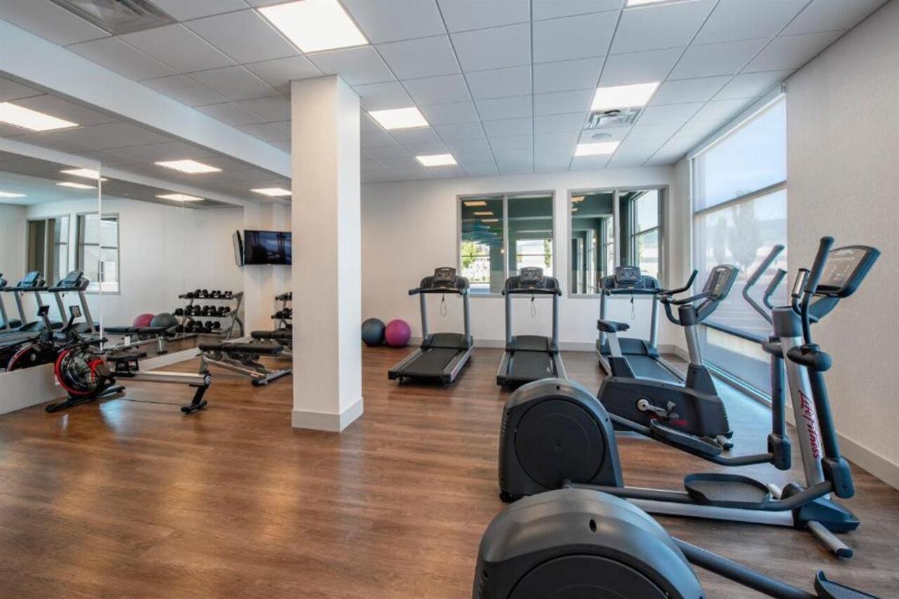 Holiday Inn Express & Suites Kelowna - East By Ihg Dış mekan fotoğraf